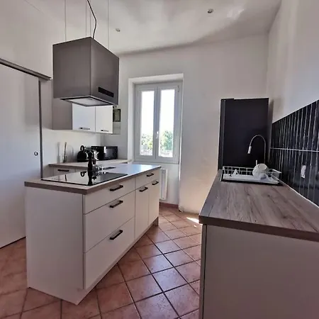 Apartment Saint Andre Bel Intra Muros 2 Couchages Avignon